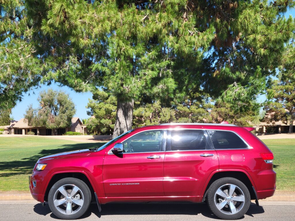 For Sale: 2015 Jeep Grand Cherokee Overland 4WD. 