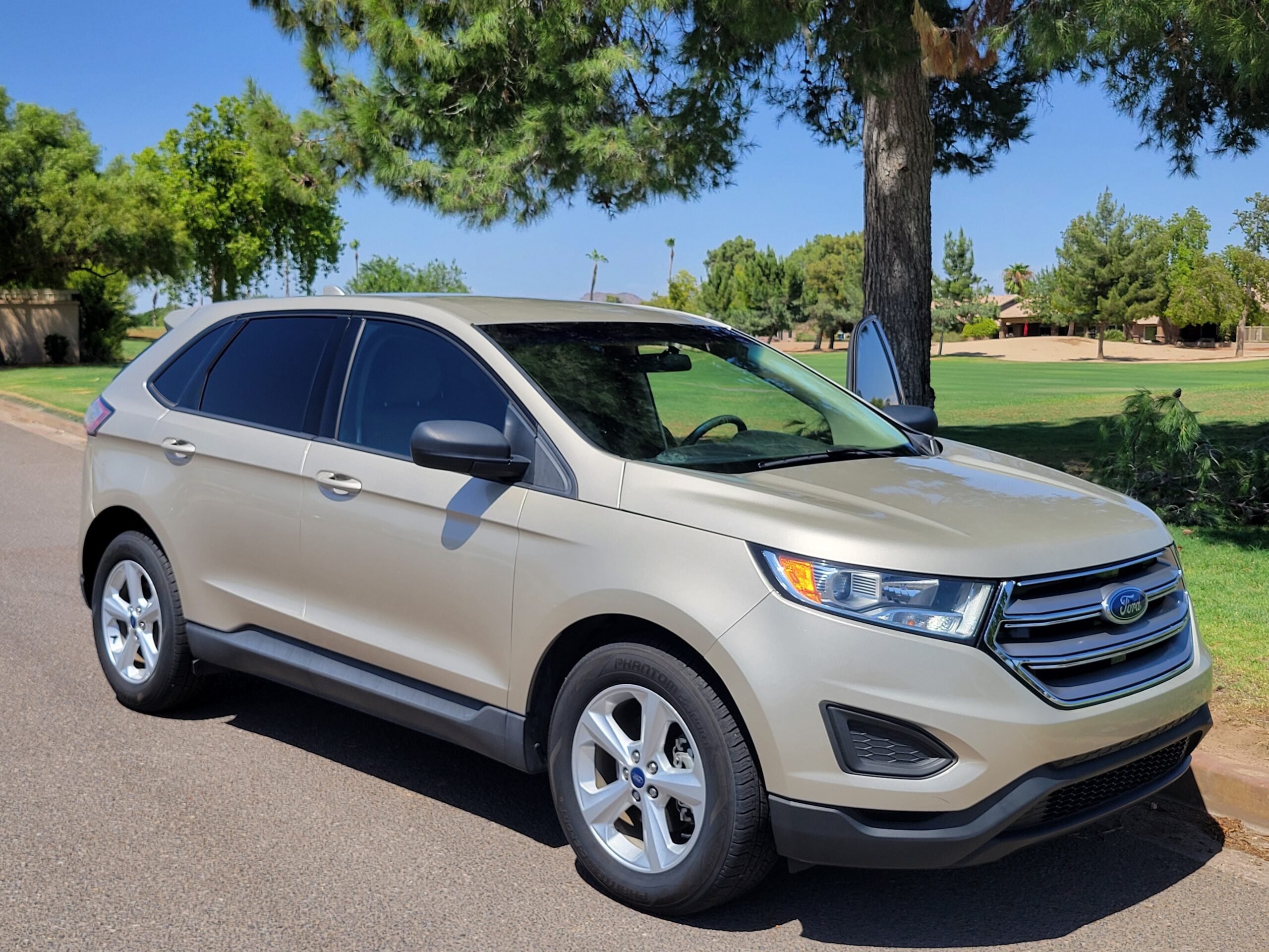 2017 Ford Edge SE, only 51K mi Loaded with options Car Fax 1-owner!